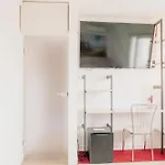 M14 Skyview Center Апартаменты