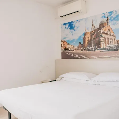 Appartement M14 Skyview Center