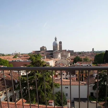 Appartement M14 Skyview Center *
