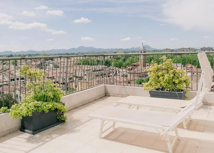 M14 Skyview Center Apartament Padwa